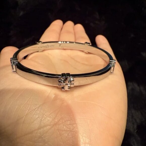 Brand New Tory Burch silver Classic Logo Hinge Bangle - Picture 4 of 5